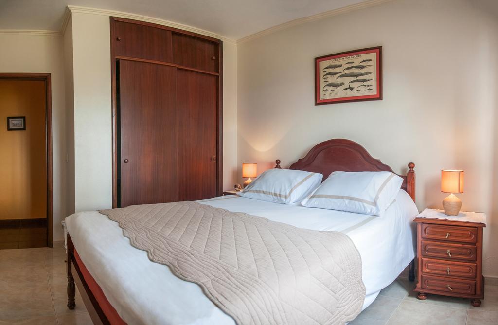 Vila Belgica Bed and Breakfast Horta  Δωμάτιο φωτογραφία